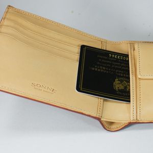 SONNE(ゾンネ)2つ折り小銭入付財布 コードバン SOC002/CHO チョコレート