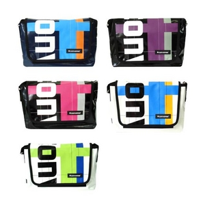 CONVERSE�i�R���o�[�X�j C856-053 ���b�Z���W���[ �V�����_�[�o�b�O �u���b�N�~�p�[�v��