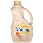 ダウニー ピュアエッセンシャル アロエ＆ホワイトライラック 濃縮 1.99L