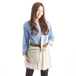 DIESEL（ディーゼル） NEW GENERATION SAM ユニセックス ショルダーバッグ 00XE04 PR524 H2357・Eucalyptus/LaurealOak