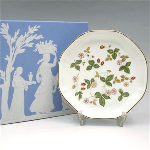 Wedgwood(ウェッジウッド) ワイルドストロベリー オクタゴナルディッシュ S 18cm - 拡大画像