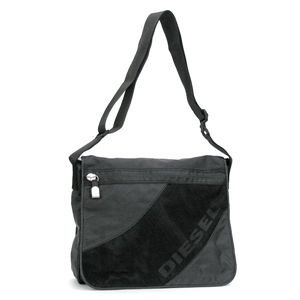 DIESEL�i�f�B�[�[���j �V�����_�[�o�b�O 00XL45 FAVORITE �u���b�N/�V���o�[
