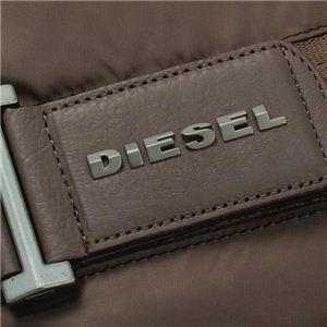 DIESEL（ディーゼル） ショルダーバッグ NEW GENERATION XD99 GREG T2183 ブラウン