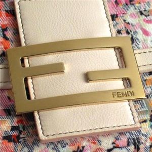 Fendi（フェンディ） 長財布 NRZ/NRYズッカ 8M0021 F0QFY ライトピンク