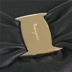 Ferragamo（フェラガモ） 長財布 VARA ICONA 22B178 462919 ブラック