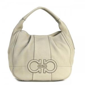 Ferragamo（フェラガモ） ショルダーバッグ MILLY 21D683 529955 ALMOND