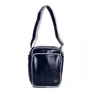 FRED PERRY（フレッドペリー） ナナメガケバッグ L1183 608 NAVY／WHITE