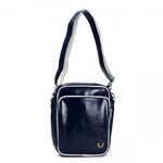 FRED PERRY（フレッドペリー） ナナメガケバッグ L1183 608 NAVY／WHITE