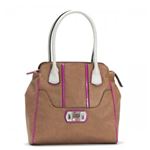 Guess（ゲス） ショルダーバッグ VY438509 COG COGNAC