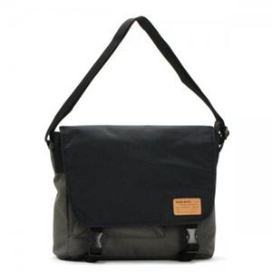 DIESEL（ディーゼル） ナナメガケバッグ X02406 H4585 BLACK／OLIVE NIGHT