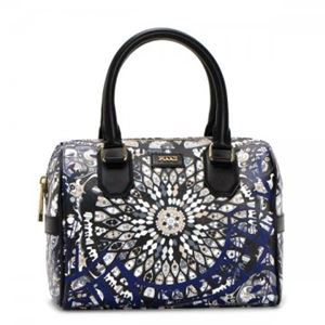 Emilio Pucci（エミリオプッチ） ハンドバッグ 42BC72 32