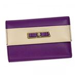 【9月15日まで限定販売】Ferragamo（フェラガモ） 三つ折り財布（小銭入れ付） 22C126 590996 GRAPE／NEW BISQUE