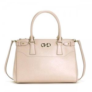 Ferragamo（フェラガモ） ナナメガケバッグ 21D940 599960 MACARON