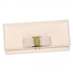 Ferragamo（フェラガモ） 長財布 22B559 600243 MACARON