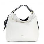 【9月15日まで限定販売】Furla（フルラ） ショルダーバッグ BEA5 PO2 PETALO+ONYX