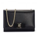 Ferragamo（フェラガモ） ショルダーバッグ 22B558 588256 NERO