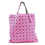 BAO BAO ISSEY MIYAKE（バオバオ イッセイミヤケ） トートバッグ BB66AG522 22 PINK