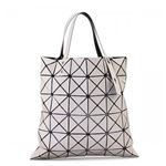 BAO BAO ISSEY MIYAKE（バオバオ イッセイミヤケ） トートバッグ 76AG603 11 LT. GRAY