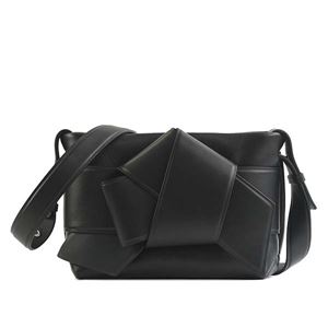 ACNE STUDIOS（アクネストゥディオズ） ハンドバッグ 1KA171 BLACK