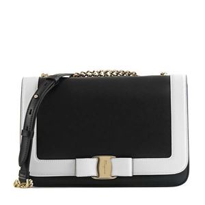 Ferragamo（フェラガモ） ショルダーバッグ 21G892 687478 NERO