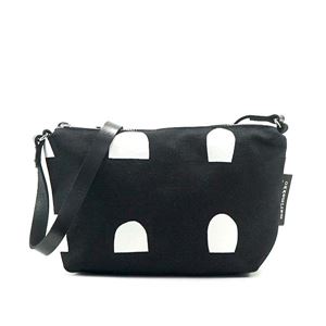 marimekko（マリメッコ） ナナメガケバッグ 44882 910 BLACK／WHITE