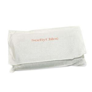 SEE BY CHLOE(シーバイクロエ) フラップ長財布 9P7581 A47 BLACK SEE BY CHLOE(シーバイクロエ) フラップ長財布 9P7581 A47 BLACK