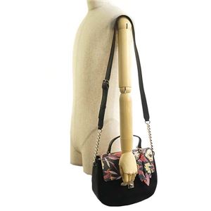 Guess(ゲス) ショルダーバッグ FL678918 BKF BLACK FLORAL Guess(ゲス) ショルダーバッグ FL678918 BKF BLACK FLORAL