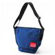 Manhattan Portage�ʥޥ�ϥå���ݡ��ơ����� ��å��󥸥㡼�Хå� Navy