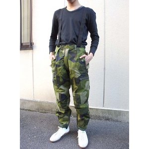 スウェーデン　サスペンダー付撥水加工グリーンカモパンツ　PP005NN　L 　【レプリカ】