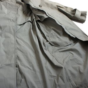 アメリカ軍 放出 US MCトレンチコート JC061NN カーキ 40( XL相当) 【 デッドストック 】 【 未使用 】 アメリカ軍 放出 US MCトレンチコート JC061NN カーキ 40( XL相当) 【 デッドストック 】 【 未使用 】