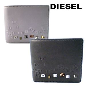 DIESEL(ディーゼル) 二つ折り　財布　レザー　ＸＲ06ＰＲ822　T8013