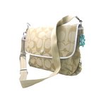 COACH(コーチ)グネチャーショルダーバッグ F16557 SIGWT