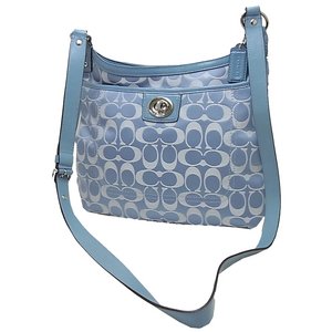 COACH(コーチ)F19259 SV/PQ シグネチャーショルダーバッグ　ブルー