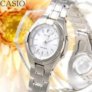 CASIO(カシオ) waveceptor 電波ソーラー レディースウォッチ LWQ-150DJ-7AJF/ホワイト - 拡大画像