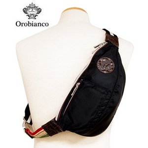 OROBIANCO(オロビアンコ)　ボディバッグ　ブラック　 GOCCIA★専用袋付き