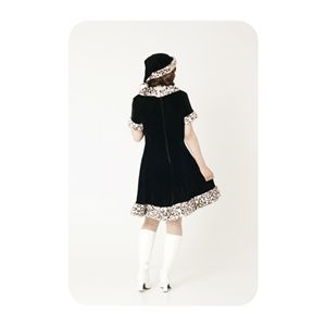 黒地に豹柄ミニスカート「レオパードサンタ」