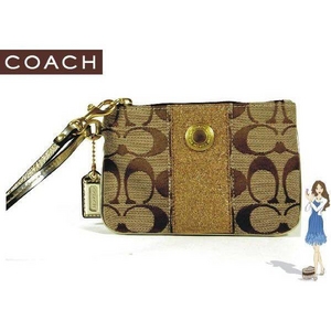 【入荷待ち】
            Coach(コーチ) バッグ シグネチャー ストライプ リストレット ゴールド 42251