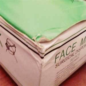 【B級バルク商品】◆人気の「白」◆【業務用パック】3層不織布サージカルマスク【300枚セット】 残りわずか!