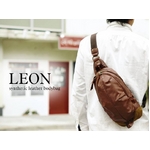 LEON(レオン) フェイクレザーボディバッグ ワインレッド