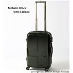 innovator LY-0921 イノベータージップアップキャリー レイヤード 40L (DESIGN SWEDEN LAYERED METALLIC BLACK WITH S.BLACK) メタリックブラック×ソリッドブラック innovator LY-0921 イノベータージップアップキャリー レイヤード 40L (DESIGN SWEDEN LAYERED METALLIC BLACK WITH S.BLACK) メタリックブラック×ソリッドブラック