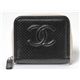 【現品限り】CHANEL(シャネル) ラウンドファスナー カードケース パンチング ホワイト/ブラック 【中古A】