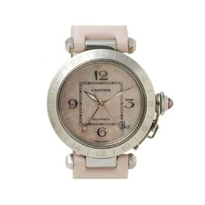 【現品限り】Cartier（カルティエ） パシャC GMT ピンクシェル クリスマス限定モデル レディースウォッチ 時計 ステンレススチール サテン 文字盤:ピンクシェル 【中古AB】の商品画像