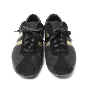 【現品限り】GUCCI（グッチ） GG柄スニーカー 靴 キャンバス スエード 黒 【中古A】