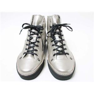 【現品限り】GUCCI（グッチ） スニーカー メンズ #10.5 靴 カーフ シルバー 【新品同様】 - 拡大画像