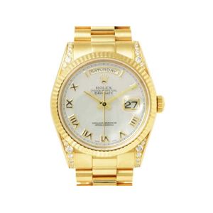 【現品限り】ROLEX（ロレックス） デイデイト ホワイト文字盤 D番 時計 K18YG ダイヤ シェル 文字盤:ホワイトシェル 118338 【中古A】の商品画像