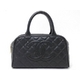 CHANEL（シャネル）　ミニボストン　キャビア　黒