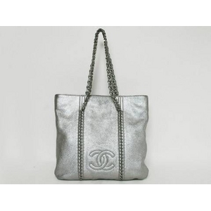 【現品限り】CHANEL（シャネル） ラグジュアリーライン トートバッグ シルバー 【中古AB】 - 拡大画像
