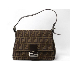 【現品限り】FENDI（フェンディ） ズッカ柄 ショルダーバッグ ブラウン 【中古AB】