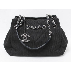【現品限り】CHANEL(シャネル) チェーンショルダー キャンバス/カーフ 黒 ブラック 【中古AB】