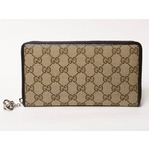 【現品限り】Gucci(グッチ) GG柄 チャーム付き長財布 ベージュ/ブラウン 233026 【未使用】の写真